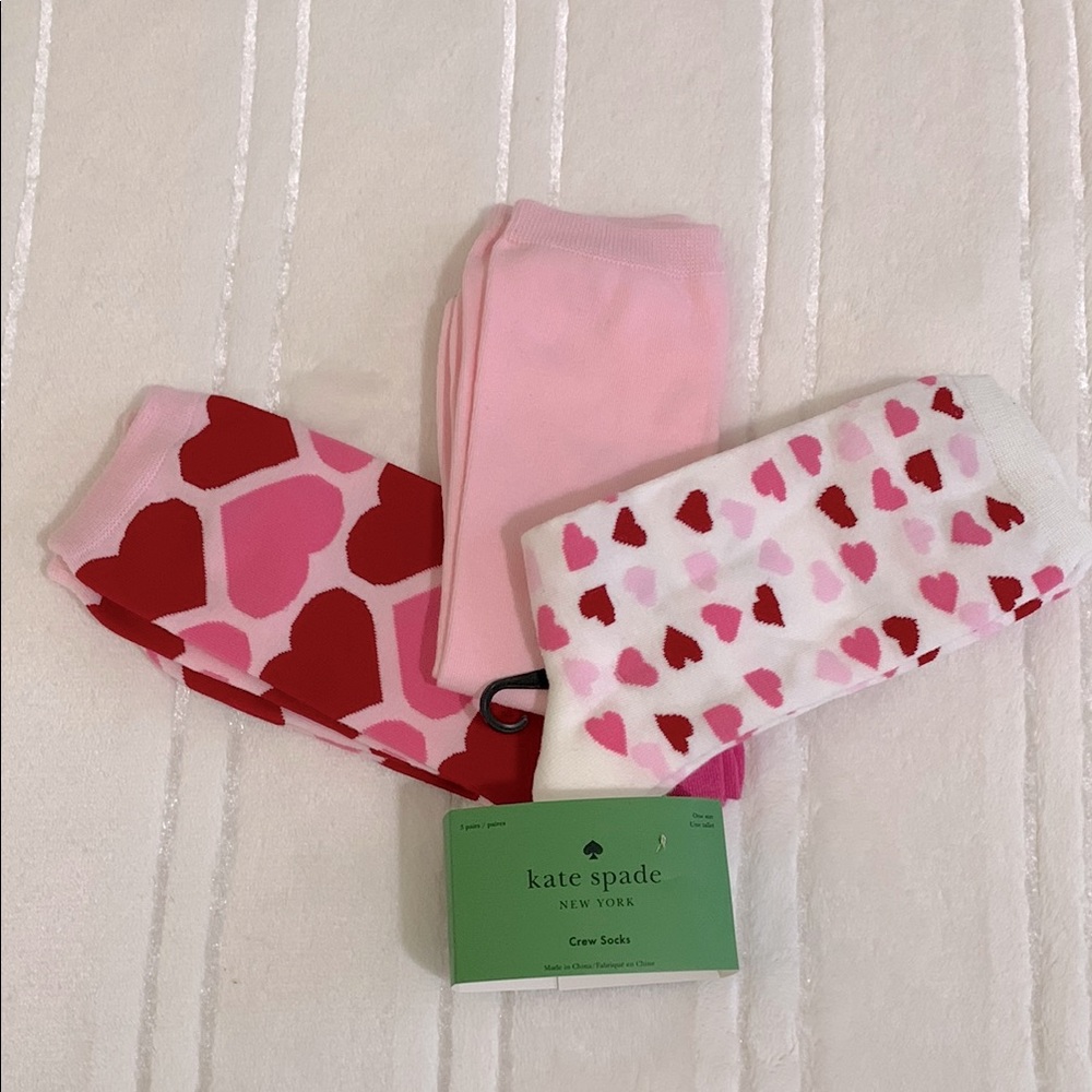 Kate Spade NY Pink Hearts Valentines Crew Socks 3 pairs One Size